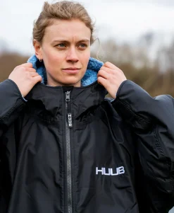 HUUB Changing Robe Black and Blue - XS/Junior